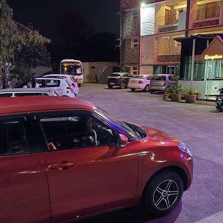 Hotel Caveri Madikeri Dış mekan fotoğraf