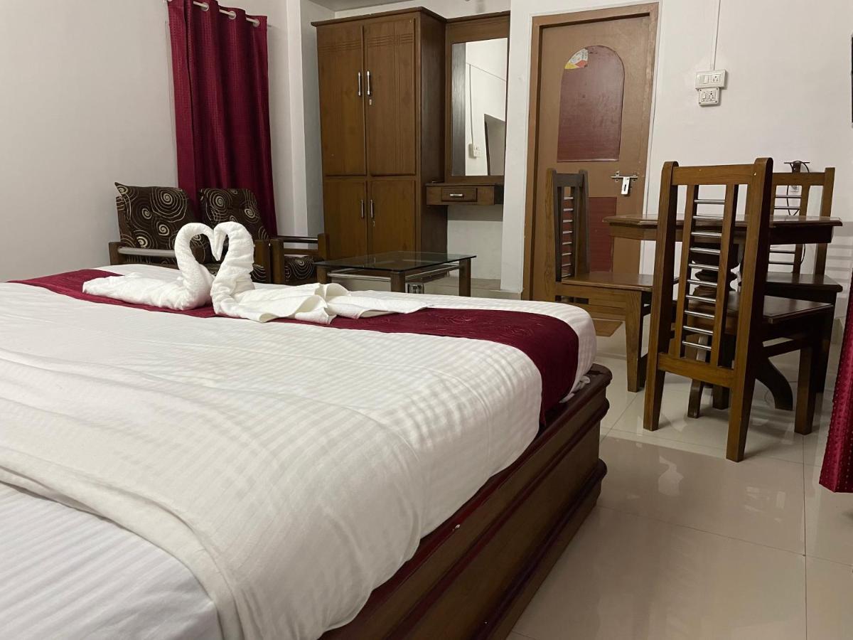 Hotel Caveri Madikeri Dış mekan fotoğraf